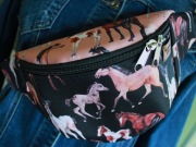 Nerka konie beżowo-czarne M