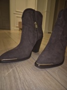 NOWE Botki Carinii skóra r.40 (kowbojki)