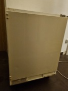 Lodówka do zabudowy Electrolux 52x52x82cm 