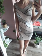 Elegancka krótka sukienka damska 34 XS na zamek prosta minimalistyczna 