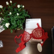 Axami biustonosz stanik 75B prezent