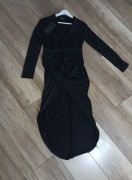 Czarna elegancka sukienka wieczorowa firmy VESPER 247