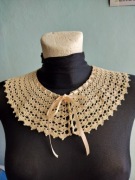 Szydełkowy kołnierzyk  w kolorze ecru 