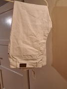 Spodnie z grubego jeansu idealne do marynarki.Nie noszone