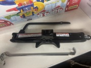 Toyota corolla E21 lewarek/ podnośnik nowy oryginał