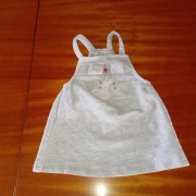 jasnoszara spódniczka rozmiar -68cm