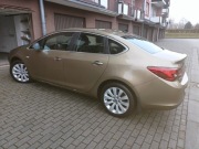 Opel Astra J 1.6 sedan 2012, automat, niski przebieg 