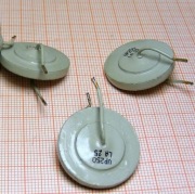 Warystor metalowo-tlenkowy 250VAC 25mm [036-28] - cena 3 sztuk