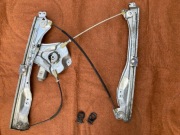 Podnośnik szyby lewy elektryczny Renault Clio III 3 2008r.