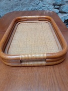 Taca drewniana wykończona wikliną unikat