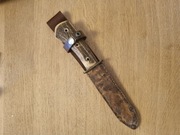 Nóż myśliwski zrobiony z bagnetu od AK 