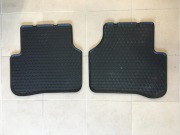 Volkswagen PASSAT B6 DYWANIKI GUMOWE tylne komplet 2szt.