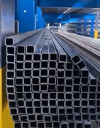 PROFIL ZAMKNIĘTY 20x20x1,5