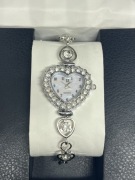 Zegarek damski serce srebrny kryształki elegancki biżuteryjny Quartz