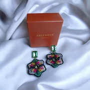 ANIA KRUK Kolczyki haftowane Kwiaty Boho Kryształy