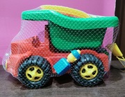 Samochód wywrotka z kompletem do piasku