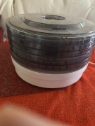 Suszarka elektryczna do grzybow i ziół.