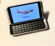 Nokia E7         