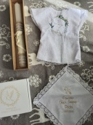 Szatka, koszulka oraz świecą na chrzest