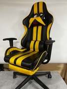 Krzesło gamingowe z podnóżkiem, regulowane, wygodne, do biurka