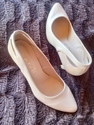 Czółenka marki Casu  rozm.37 nowe