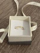 Nowy Złoty pierścionek 585 diament brylantowy, śr. ok.17mm, certyfikat