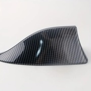 Antena dachowa typu rekin