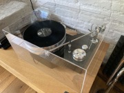 AD FONTES pokrywa gramofonu 