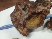 Jaspis czerwony surowe bryłki