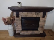 Kominek elektryczny z funkcją grzania classic flame