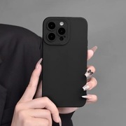 Czarne etui iphone 14 pro super wytrzymałe 