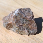 Jaspis unakit surowy kamień półszlachetny waga 54 gram