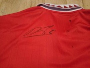 Koszulka Manchester United z sezonu 2022/23 z podpisem Bruno Fernandesa