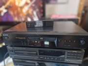 Odtwarzacz płyt CD SONY CDP XE 270 z pilotem
