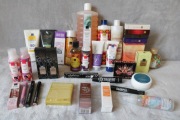 AVON zestaw nowych kosmetyków perfumy makijaż pielęgnacja 35 sztuk