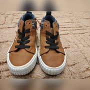 Skórzane ciepłe trampki rozm.24 Iguana