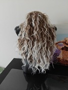 Peruka  syntetyczna afro loki blond ombre popielaty włosy kręcone