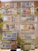 Banknoty ze świata - Kolekcja UNC