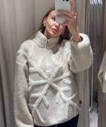 Kremowy polar Oysho z motywem sniezynki w rozmiarze S