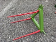 Widły do bel balotów słomy na tył do ciągnika tuz 