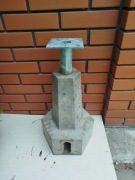 Fundament (stopa żelbetowa) Z25-K130-U/M8 - lampy, słupki, konstrukcje