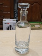 Karafka szklana na wodke, wino. 0,75 l.