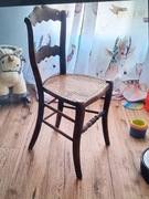 Krzesła drewniane 