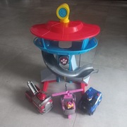 Baza  z pojazdami Psi Patrol