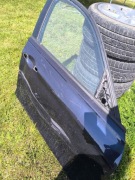 Drzwi prawe BMW f30 rok 2014 uszkodzone 