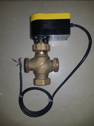 Zawór trójdrożny z siłownikiem