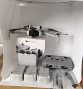 DJI Mini 4 Pro + 3 baterie + hub + kontroler RC-N2 | jak nowy