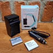 Ładowarka samochodowa / sieciowa Olympus Li-50 + 2 baterie