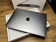 Apple Macbook Pro 13" 2020 Touch Bar, i5/16GB/512GB - stan dobry (AML7)