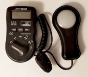 Luksomierz cyfrowy CEM DT-1301, U.15.